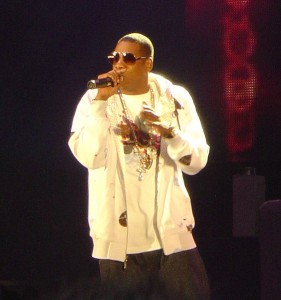 Jay-Z performing in concert. By i am guilty (JAY-Z, original resolution) [CC-BY-SA-2.0 (http://creativecommons.org/licenses/by-sa/2.0)], via Wikimedia Commons
