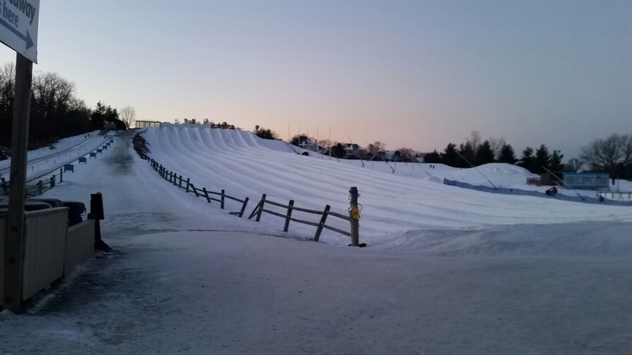 The+snow+tubing+slopes+at++AvalancheXpress%2C+empty+as+Young+Life+was+leaving.++Photo+By%3A+Courtney+Rodgers