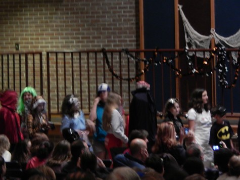 The Halloween concert also allows members of the audience to compete in a costume contest, where judges decide whose costume is the most scary, the cutest, and the more original. 