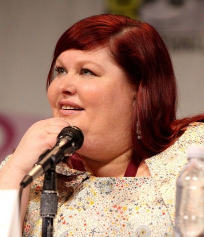 Author Cassandra Clare, pictured at WonderCon in 2013, is the mastermind behind the Shadowhunters books. Photo By: Gage Skidmore (Flickr) [CC BY-SA 2.0 (http://creativecommons.org/licenses/by-sa/2.0)], via Wikimedia Commons