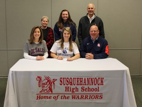 Julia DeLuca to Play Collegiate Field Hockey