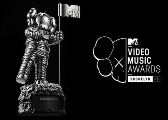 VMAs 2016 Rocks the Crowd