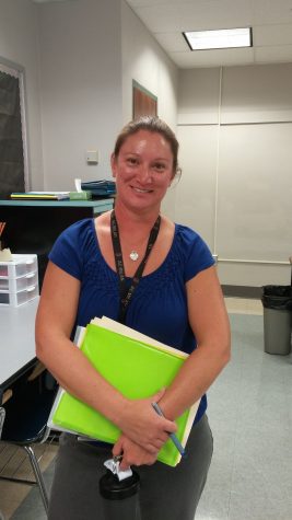 English teacher Angela Blanteno is ready to connect with her new students and is excited to work in a nice environment. Photo by: Ariel Barbera