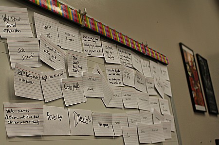 In the Rock Band Activist workshop, students wrote down what bothers them about society on flashcards. 