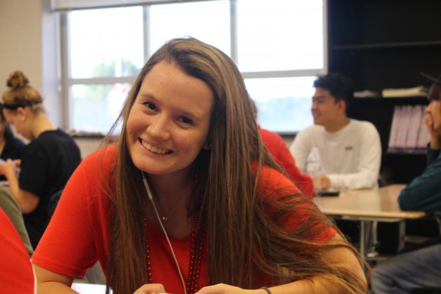 Senior Riley Roeder works in her probability and statistics class. Photo by Christopher Norris.