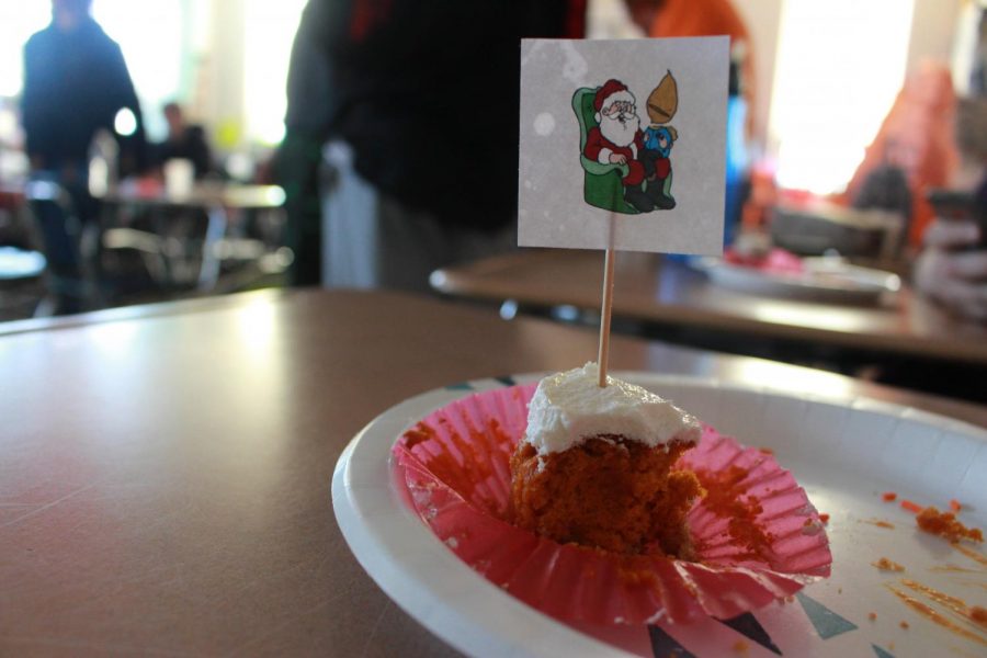 Yam cupcakes are decorated with festive yam toppers.