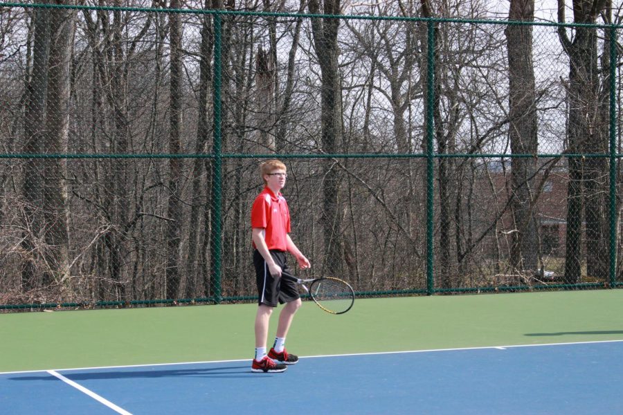 Billy Lochte is a sophomore on the team. Billy plays #2 doubles with Ian McDonald. Hes been playing tennis since freshman year . 
