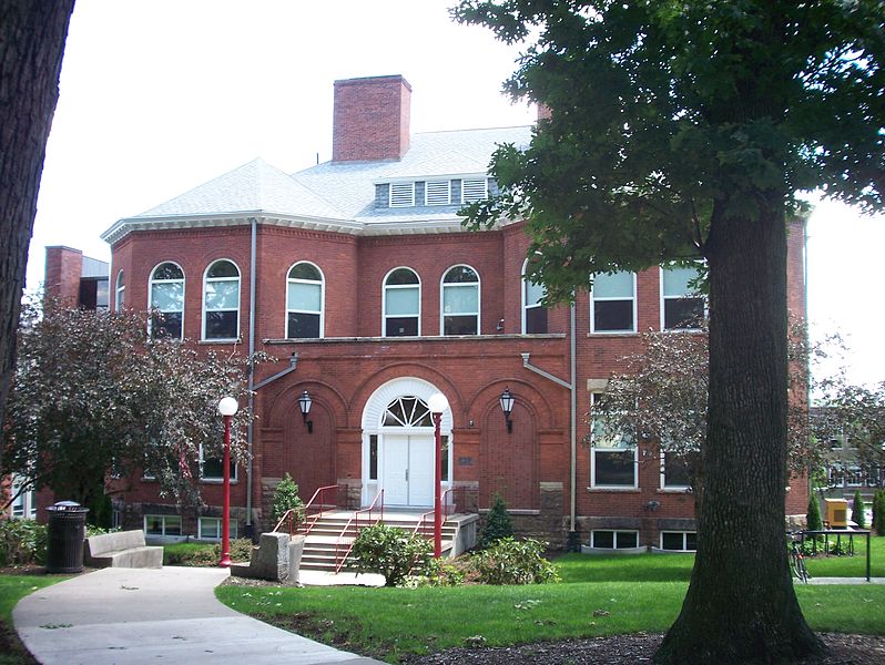 One of the many buildings at the Indiana University of Pennsylvania, where senior Michaela Elsen has committed to for the fall. Photo courtesy of: Sjrplscjnky at English Wikipedia [Public domain], from Wikimedia Commons