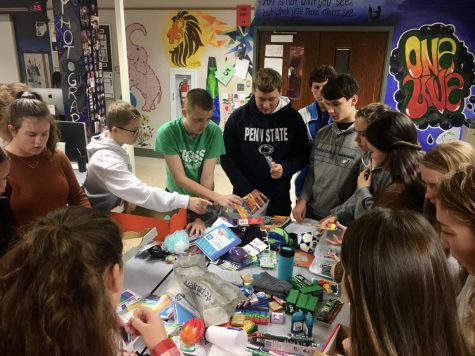 FCA Donates Boxes to Operation Christmas Child