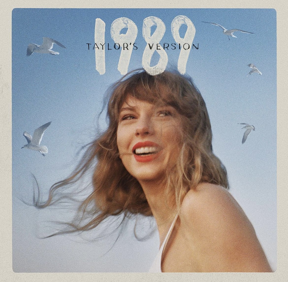 On October 27, Taylor Swift re-released her album “1989,” reclaiming a fan-favorite album. 