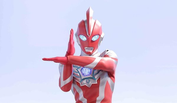 Ultraman Omega in Specium ray pose. Courtesy of @TopCharacterDesigns via Reddit.com

