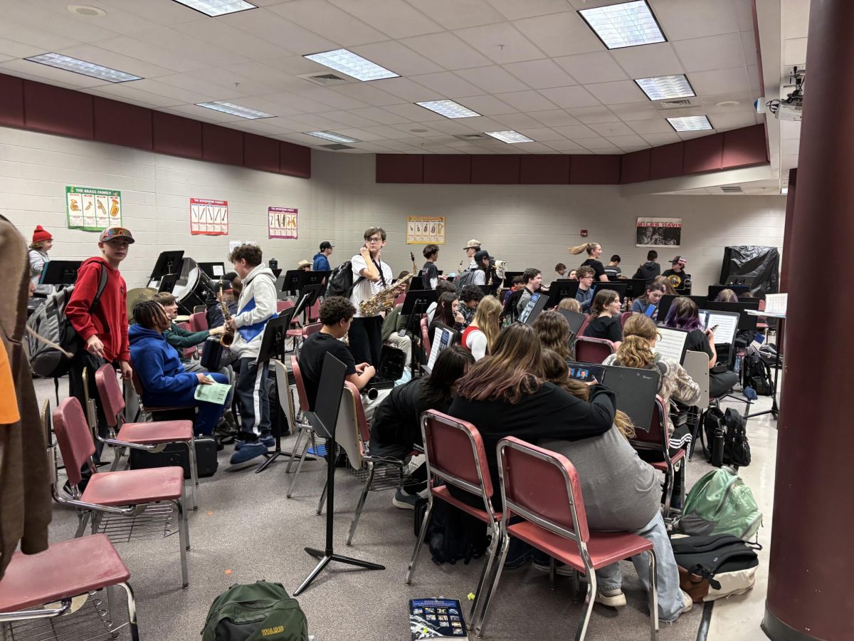 middle school students practice to work with the highschool students 